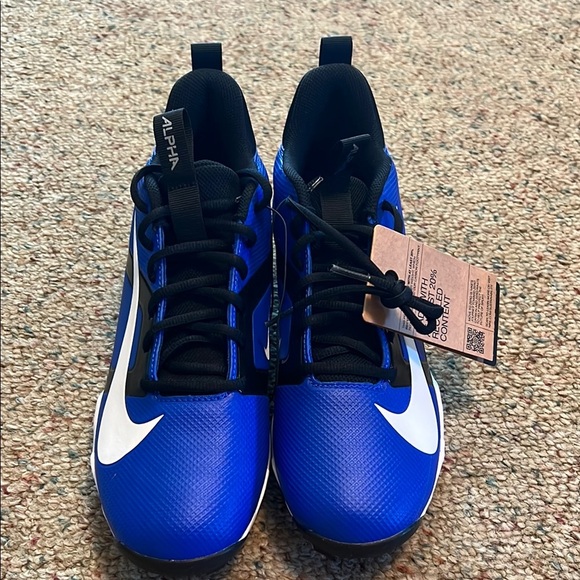 Nike Blue and Black Athletic Shoes for Performance - Picture 3 of 8